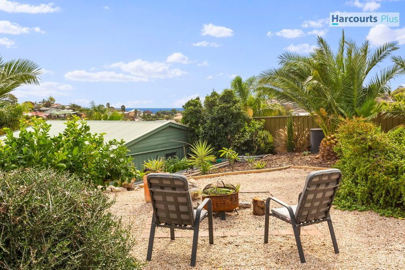 Photo - 5 Santana Court, Hallett Cove SA 5158 - Image 20