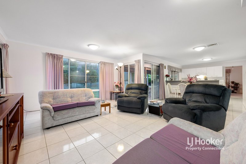 Photo - 5 Saraband Drive, Eatons Hill QLD 4037 - Image 4