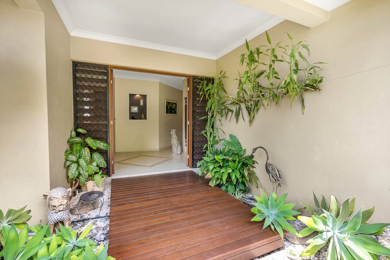 Photo - 5 Savannah Street, Palm Cove QLD 4879 - Image 3