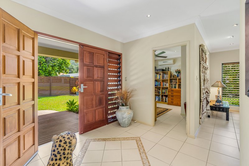 Photo - 5 Savannah Street, Palm Cove QLD 4879 - Image 12