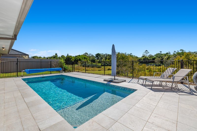 Photo - 5 Sawtell Circuit, Pottsville NSW 2489 - Image 3