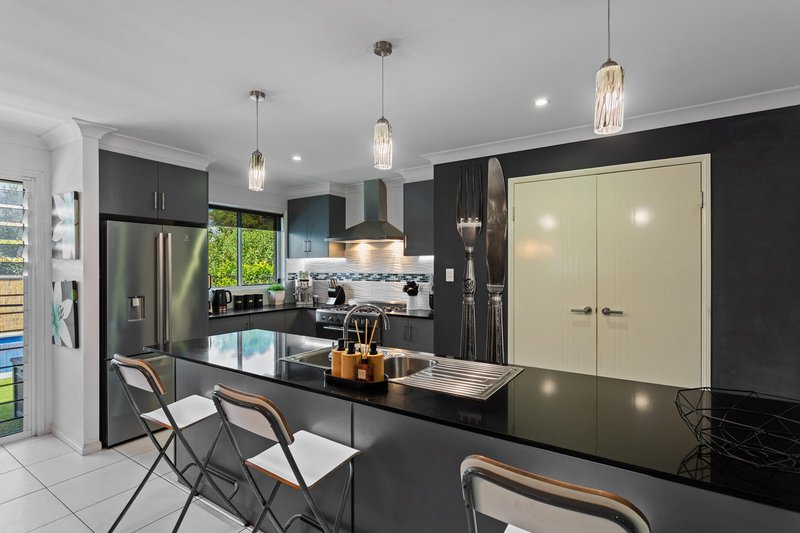 Photo - 5 Sawyers Court, Gowrie Junction QLD 4352 - Image 3