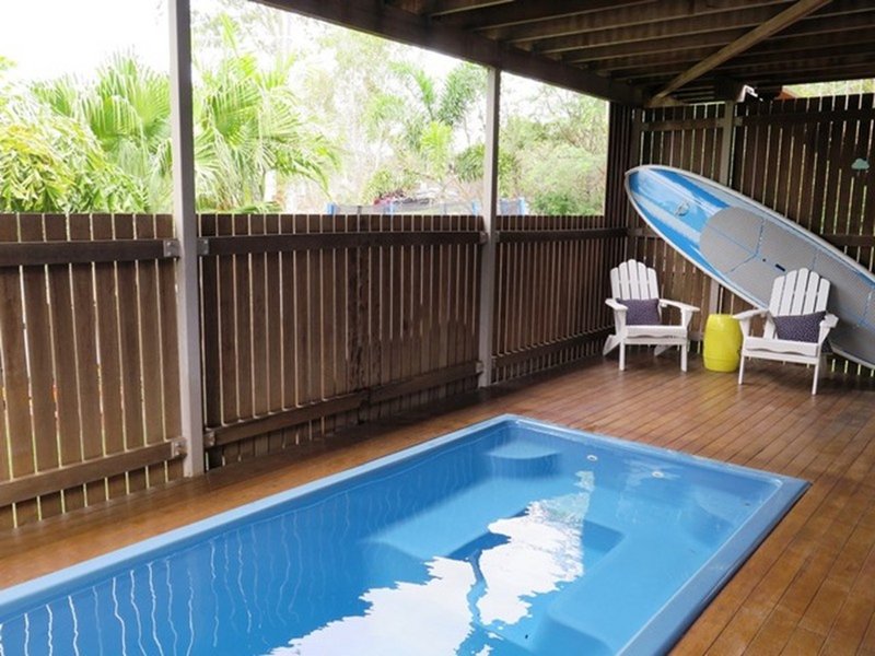 Photo - 5 Sayre Crescent, Boyne Island QLD 4680 - Image 3