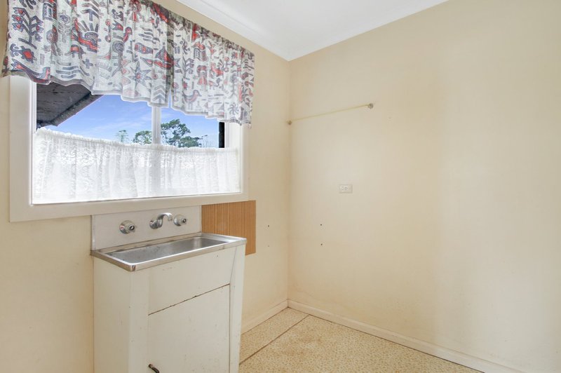 Photo - 5 School Road, Eagle Point VIC 3878 - Image 12