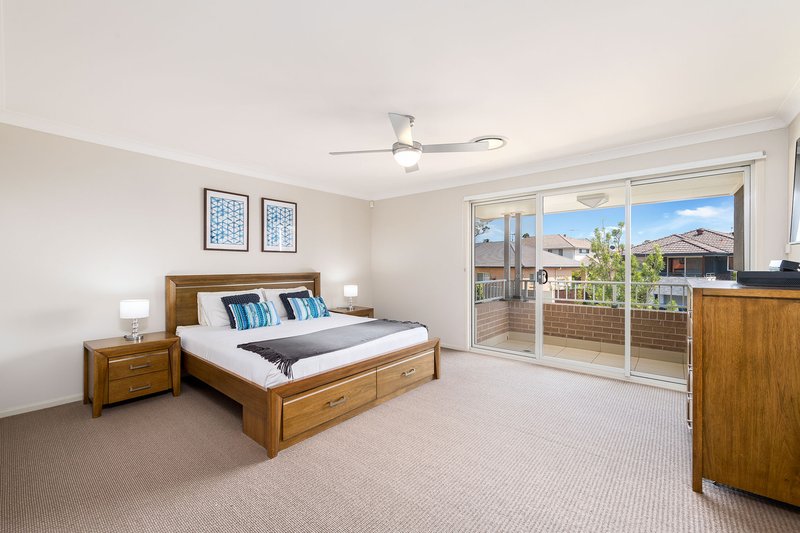 Photo - 5 Schulten Street, Moorebank NSW 2170 - Image 5