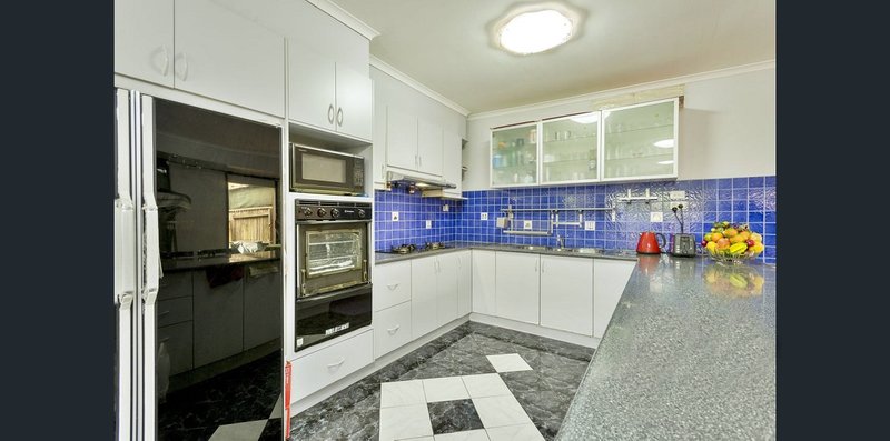 Photo - 5 Scotia Crescent, Keysborough VIC 3173 - Image 5