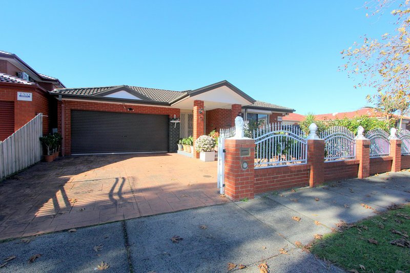 Photo - 5 Scotia Crescent, Keysborough VIC 3173 - Image 10