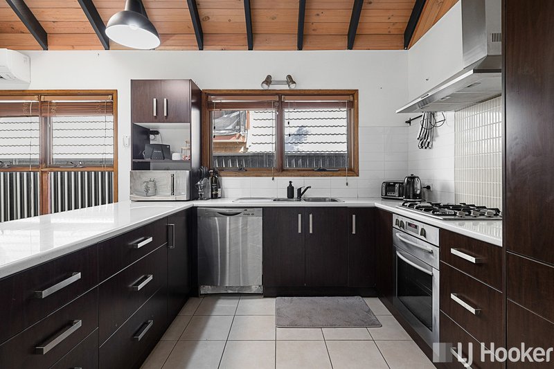 Photo - 5 Scott Street, Redland Bay QLD 4165 - Image 5