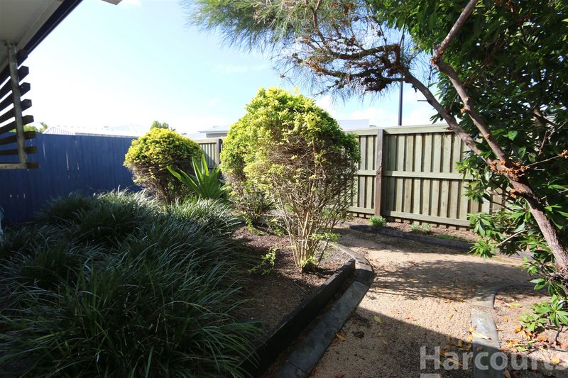 Photo - 5 Seabreeze Crt , Sandstone Point QLD 4511 - Image 7