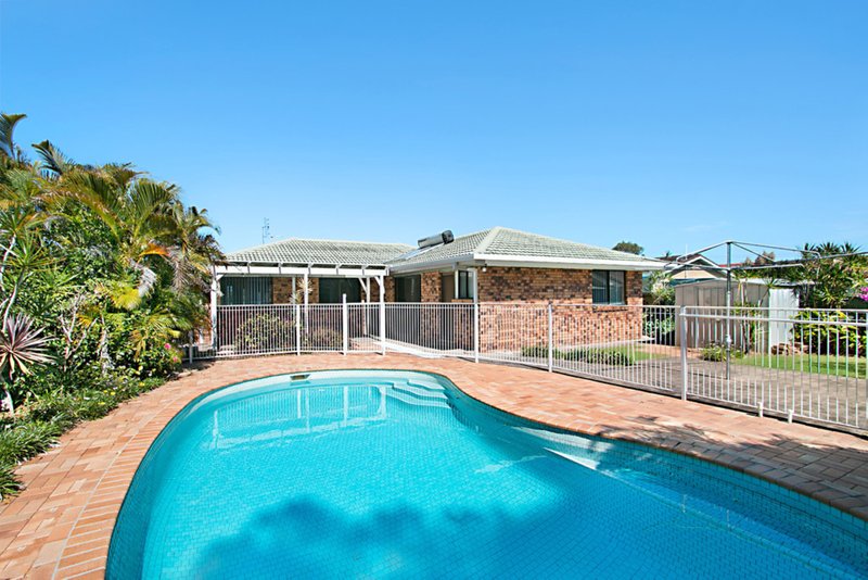 5 Seafarer Place, Banora Point NSW 2486