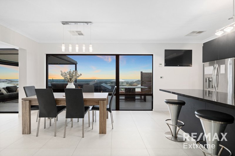 Photo - 5 Seafarer Way, Jindalee WA 6036 - Image 4