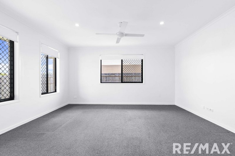 Photo - 5 Seagrass Lane, Eli Waters QLD 4655 - Image 2