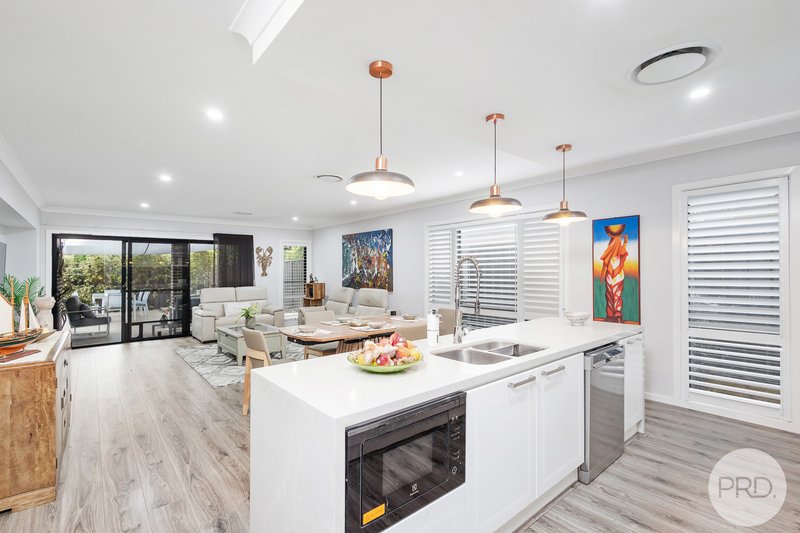 Photo - 5 Seaside Boulevard, Fern Bay NSW 2295 - Image 7