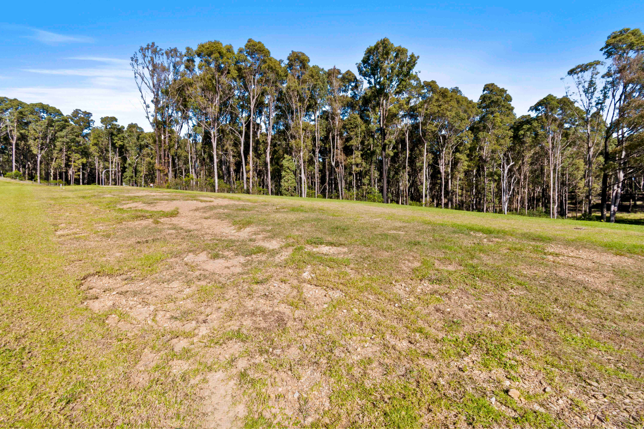 5 Sebbens Crescent, Rosedale NSW 2536 - Image 2