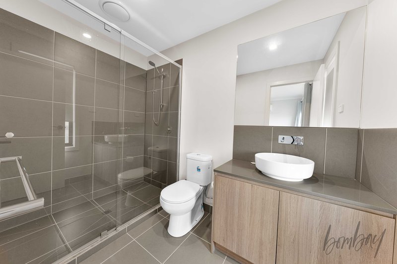 Photo - 5 Selma Walk, Donnybrook VIC 3064 - Image 8