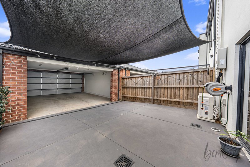 Photo - 5 Selma Walk, Donnybrook VIC 3064 - Image 13
