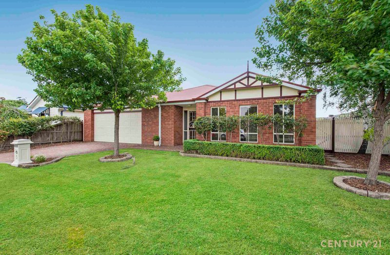 5 Settlers Court, Pakenham VIC 3810