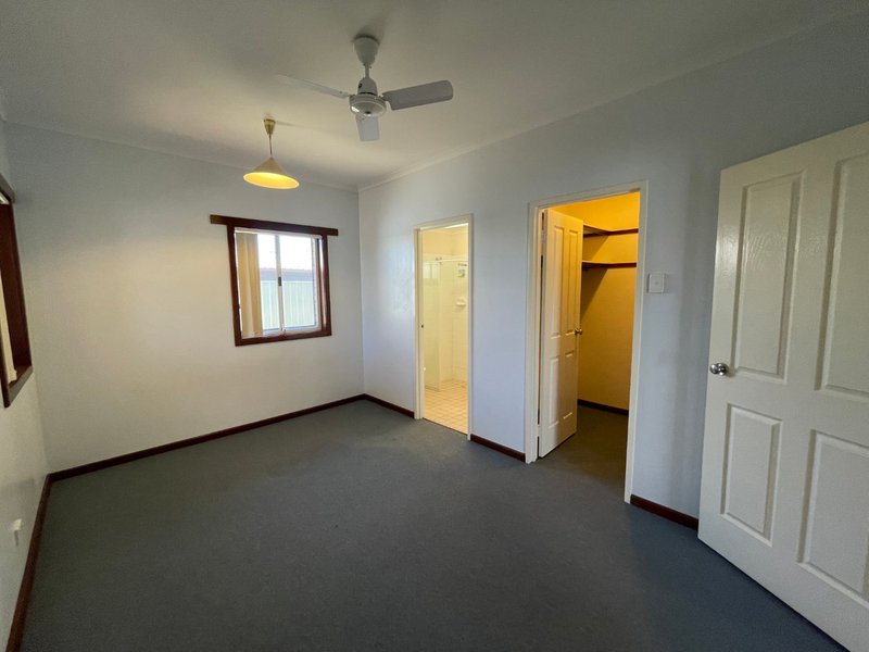 Photo - 5 Shadwick Drive, Millars Well WA 6714 - Image 12