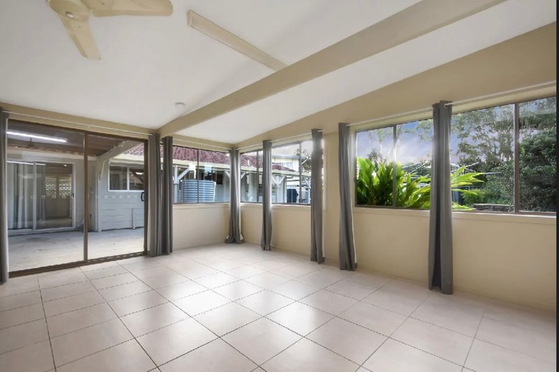 Photo - 5 Shakespeare Court, Caboolture QLD 4510 - Image 7