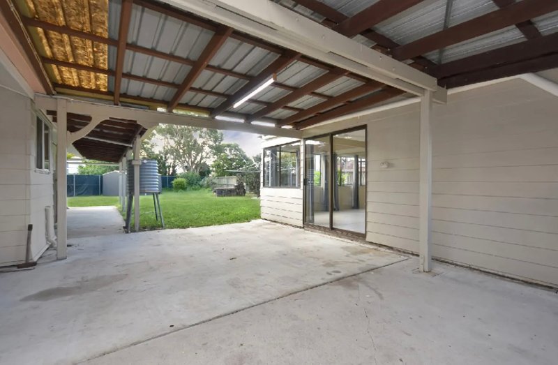 Photo - 5 Shakespeare Court, Caboolture QLD 4510 - Image 11