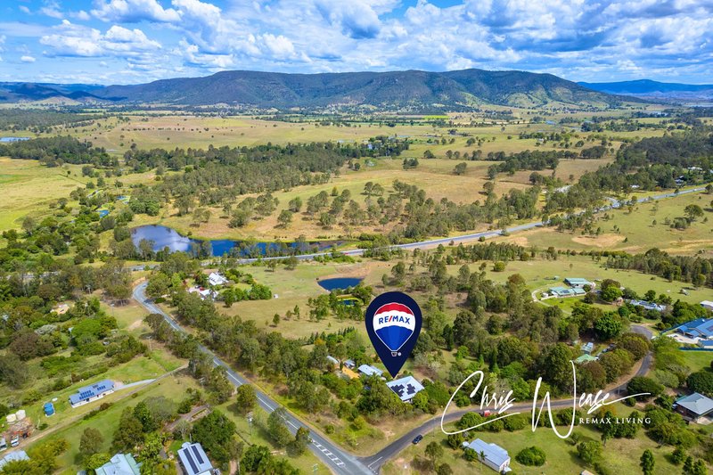 Photo - 5 Shapland Drive, Royston QLD 4515 - Image 8