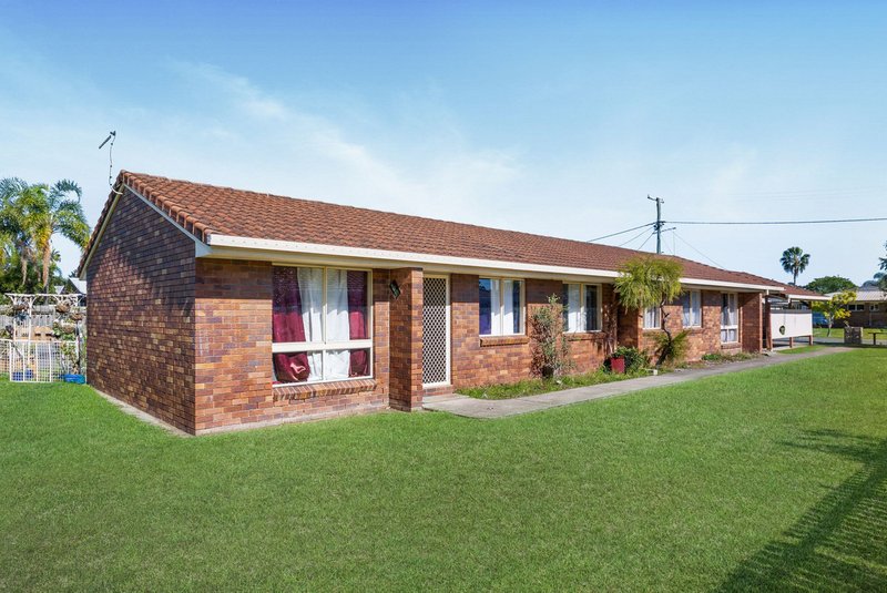 Photo - 5 Sharon Court, Morayfield QLD 4506 - Image 2