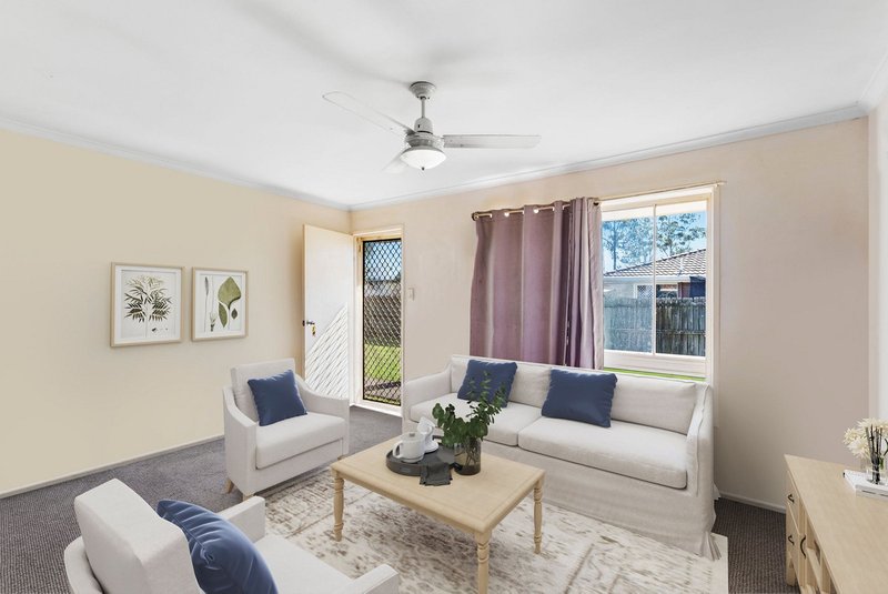 Photo - 5 Sharon Court, Morayfield QLD 4506 - Image 4