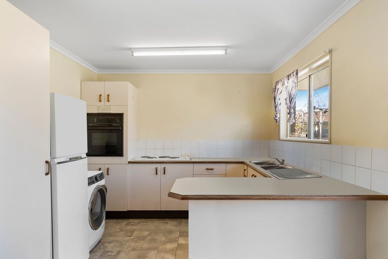 Photo - 5 Sharon Court, Morayfield QLD 4506 - Image 13