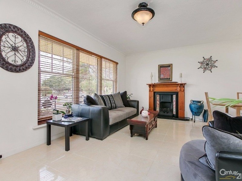 Photo - 5 Sharpes Avenue, Fulham Gardens SA 5024 - Image 2