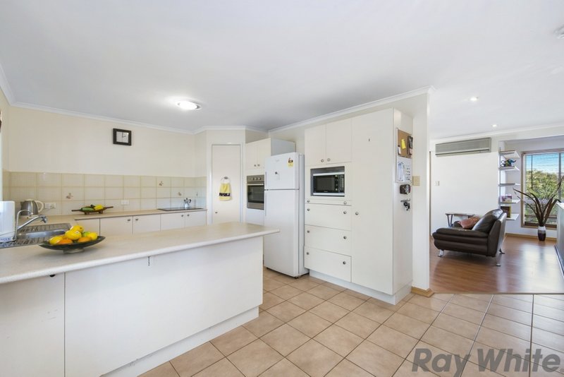 Photo - 5 Shearwater Court, Deception Bay QLD 4508 - Image 4