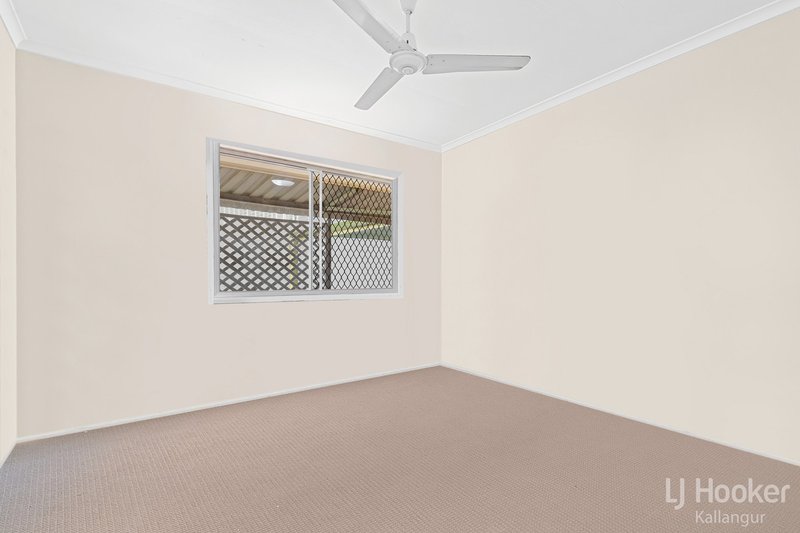 Photo - 5 Sheehan Street, Kallangur QLD 4503 - Image 7