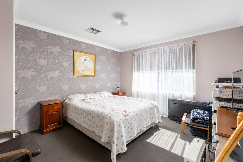 Photo - 5 Sheffield Close, Australind WA 6233 - Image 14