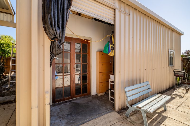 Photo - 5 Sheffield Close, Australind WA 6233 - Image 18