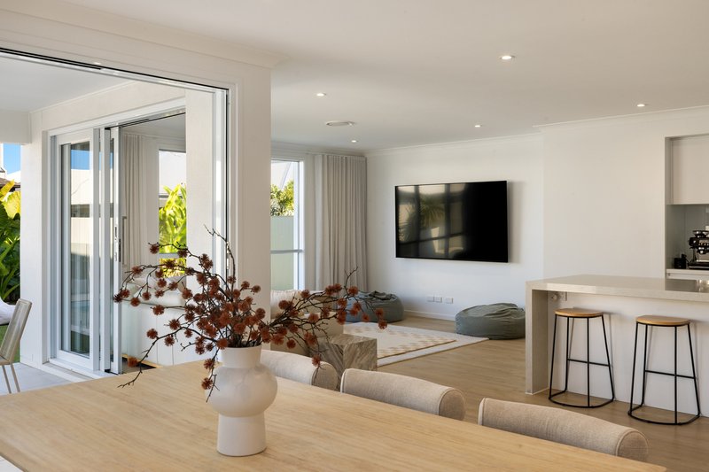 Photo - 5 Shell Street, Nerang QLD 4211 - Image 5