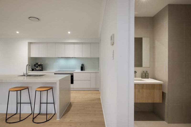 Photo - 5 Shell Street, Nerang QLD 4211 - Image 12