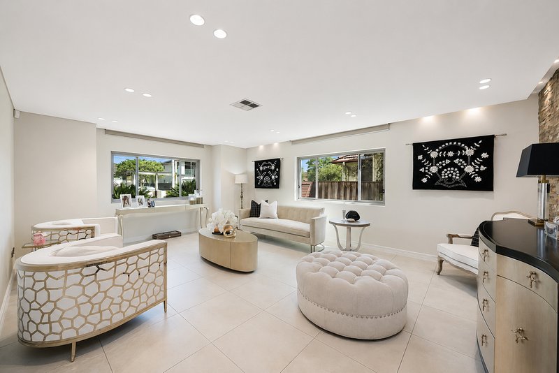 Photo - 5 Shellcote Road, Greenacre NSW 2190 - Image 4