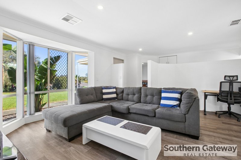 Photo - 5 Sheoak Heights, Parmelia WA 6167 - Image 3
