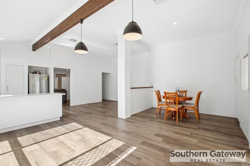 Photo - 5 Sheoak Heights, Parmelia WA 6167 - Image 7