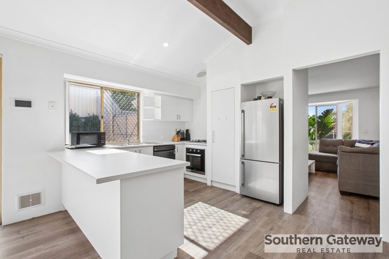 Photo - 5 Sheoak Heights, Parmelia WA 6167 - Image 9