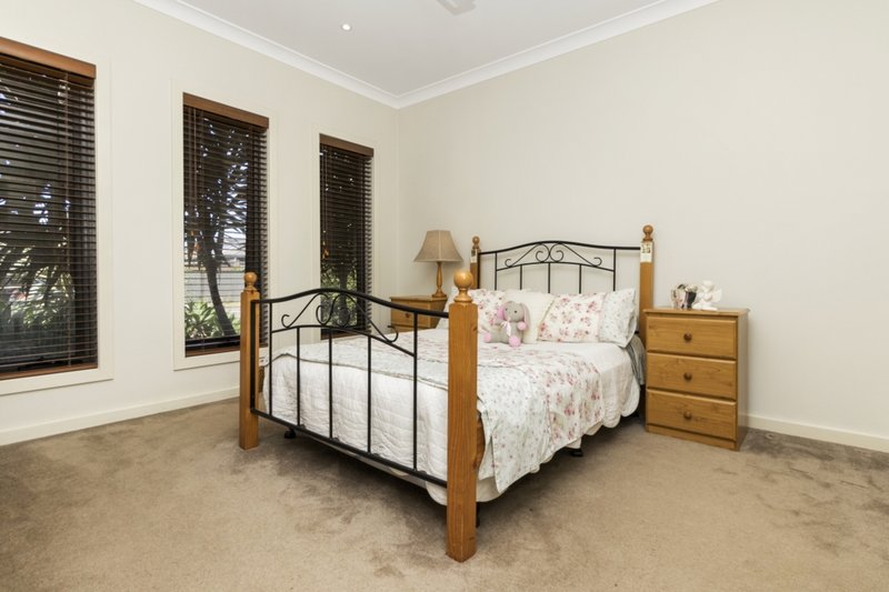 Photo - 5 Sherlock Avenue, Tarneit VIC 3029 - Image 8