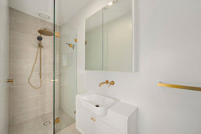 Photo - 5 Sherrard Crescent, Macnamara ACT 2615 - Image 16