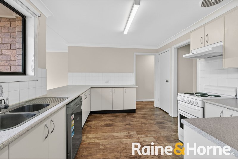 Photo - 5 Sherwood Avenue, Dubbo NSW 2830 - Image 3