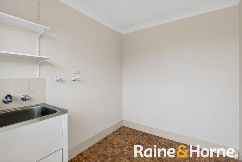 Photo - 5 Sherwood Avenue, Dubbo NSW 2830 - Image 11