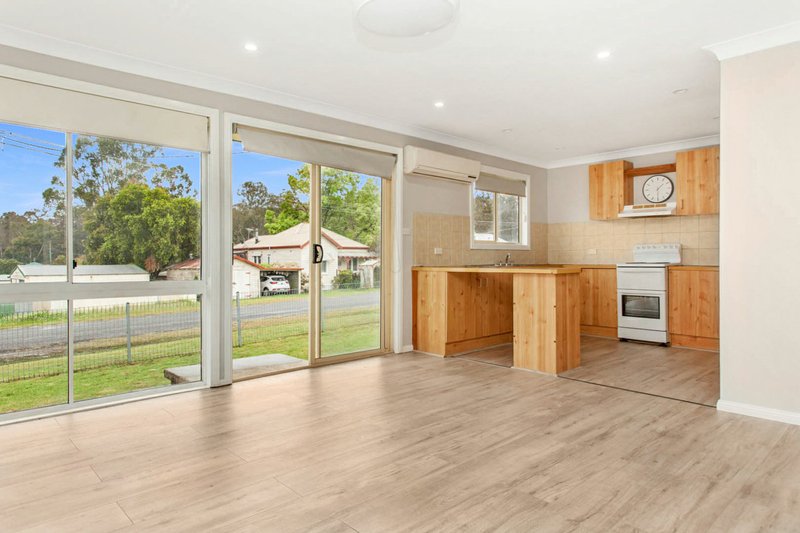 Photo - 5 Short Street, Paxton NSW 2325 - Image 2