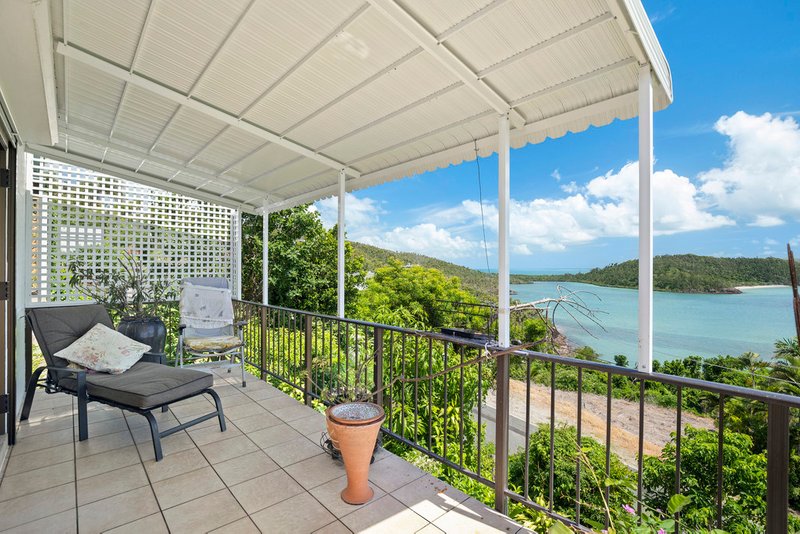 Photo - 5 Shutehaven Close, Shute Harbour QLD 4802 - Image 8