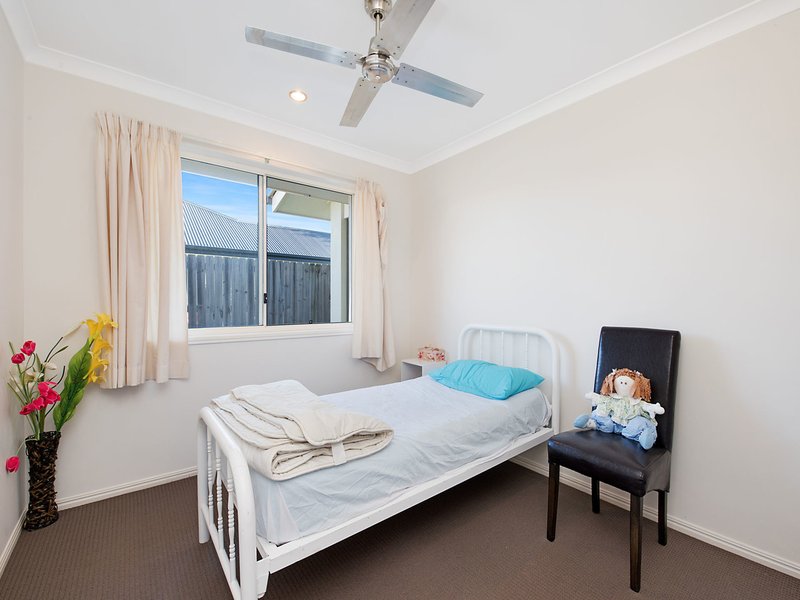 Photo - 5 Silkpod Street, Meridan Plains QLD 4551 - Image 9