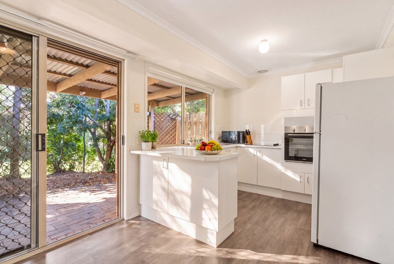 Photo - 5 Silky Oak Court, Oxenford QLD 4210 - Image 8