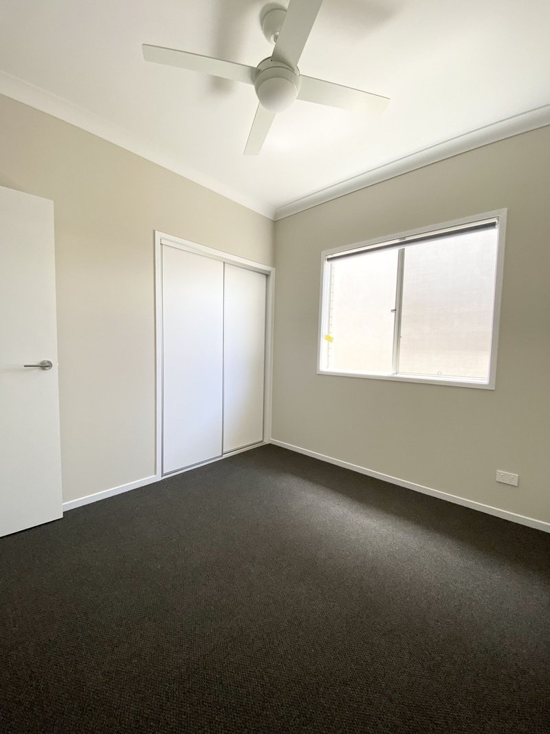 Photo - 5 Silky Oak Street, Griffin QLD 4503 - Image 6