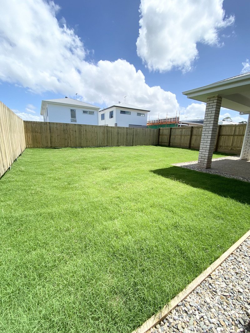 Photo - 5 Silky Oak Street, Griffin QLD 4503 - Image 21