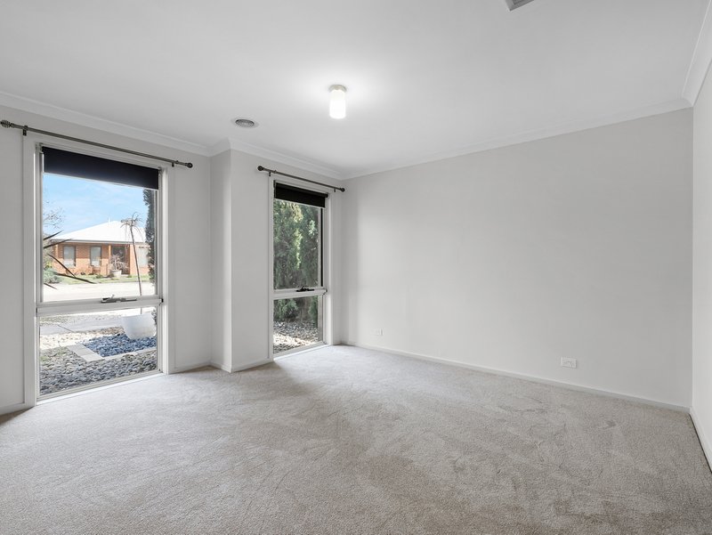 Photo - 5 Silver Wattle Drive, Wangaratta VIC 3677 - Image 8